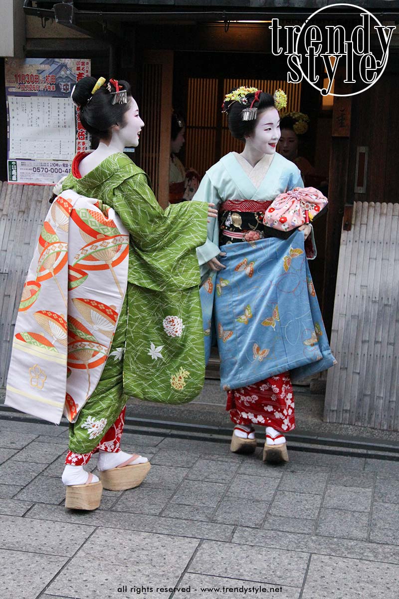 Geisha's en maiko's in Kioto, Japan