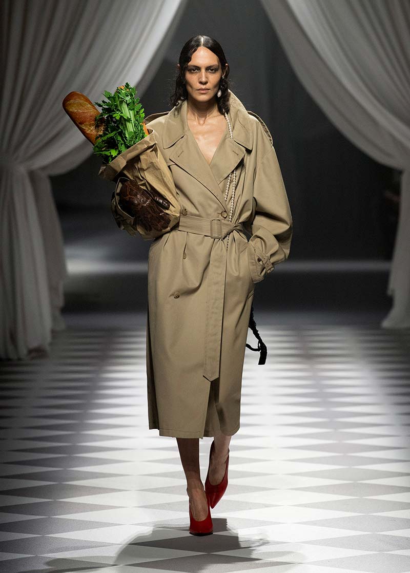 Zo zien de trench coats voor herfst winter 2024 2025 eruit