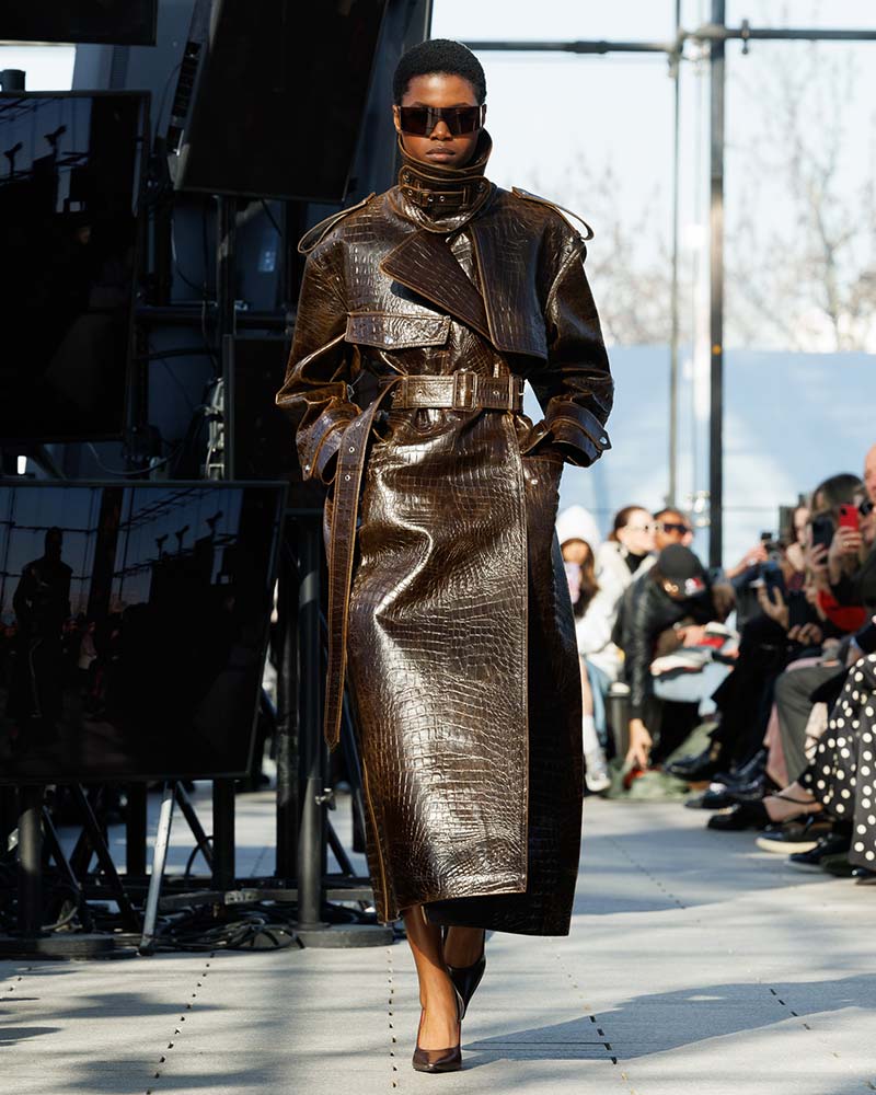 Zo zien de trench coats voor herfst winter 2024 2025 eruit