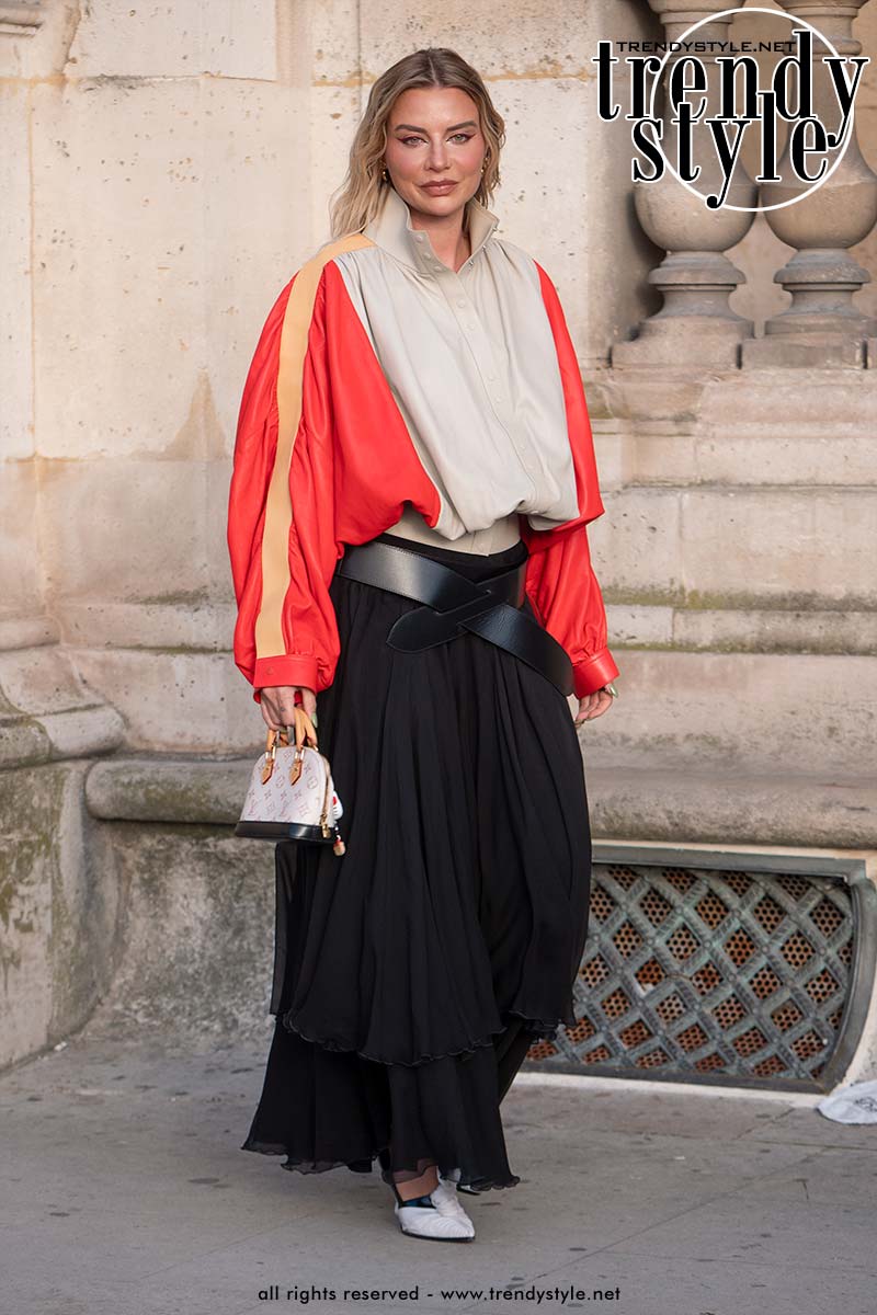 Streetstyle. Veronica Ferraro in Louis Vuitton. Foto Charlotte Mesman